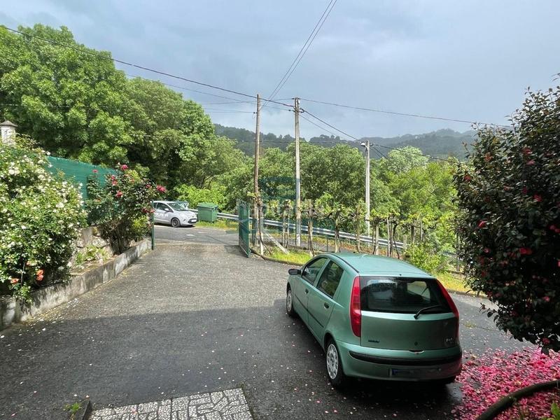 Foto b183bdcb-92da-497f-95ff-dce667ad4959. Casa en As Lagoas Ourense