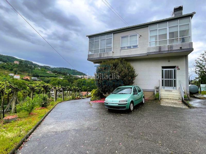 Foto b82d9d8b-f70b-47e7-b559-af6dadf0da94. Casa en As Lagoas Ourense