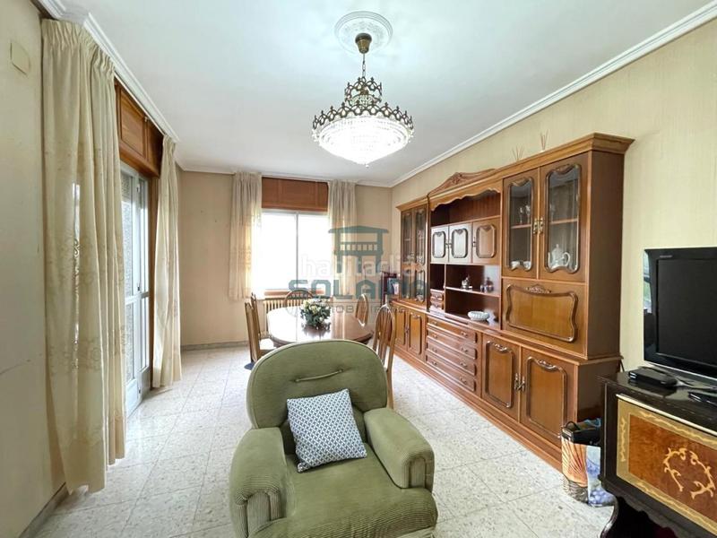 Foto ea67f6e7-fa74-42dc-bc2c-a1d8d94418fa. Casa en As Lagoas Ourense