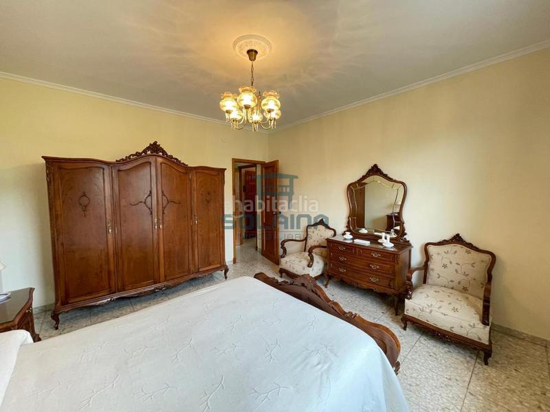 Foto 1e7307ba-ea74-4663-8cf4-46b3539ebab9. House with heating parking in As Lagoas Ourense