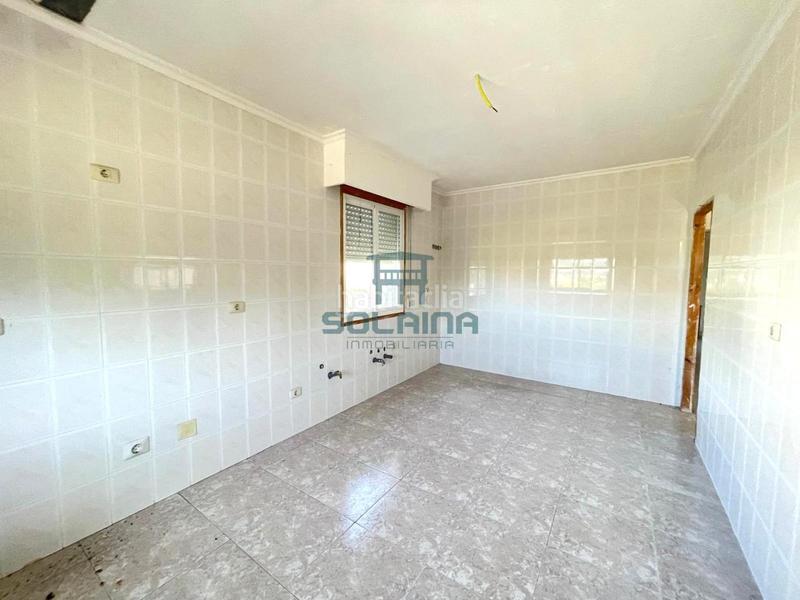 Foto 0d3cdcd5-ccba-4fdf-a965-e9866ba82ac3. Chalet with parking in San Cibrao das Viñas