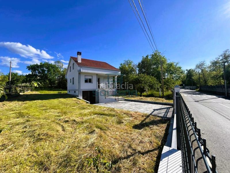 Foto 1f5ea751-8f12-4f8a-a262-7ec3f1d4892f. Chalet with parking in San Cibrao das Viñas