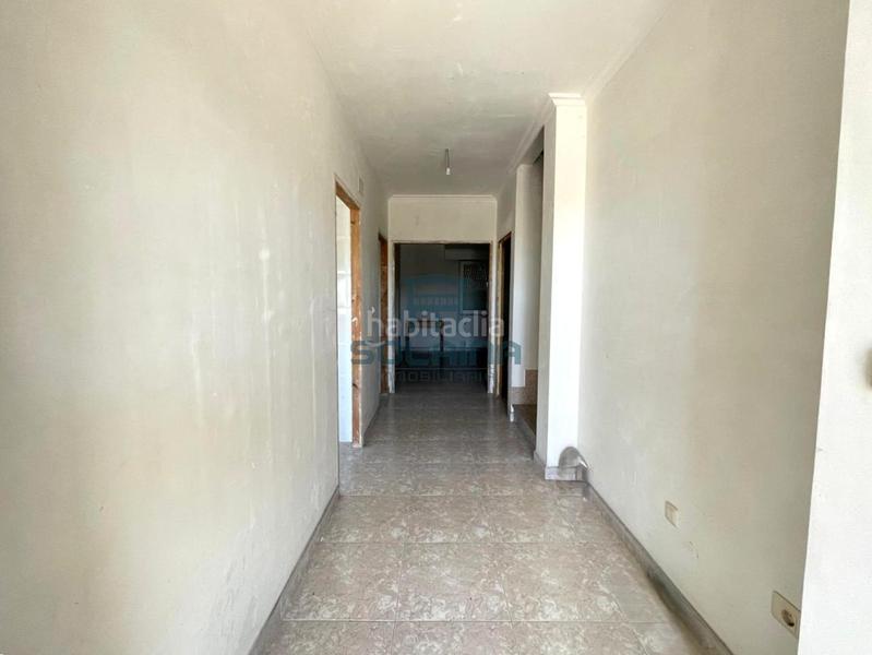 Foto 44240fcc-53f8-4244-aa6e-5a62a46bbd20. Chalet with parking in San Cibrao das Viñas