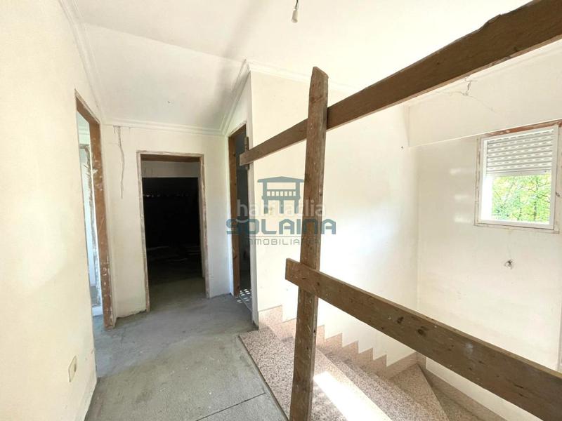 Foto 6250c004-54e5-4b2d-9dd8-60faac5bba84. Chalet with parking in San Cibrao das Viñas