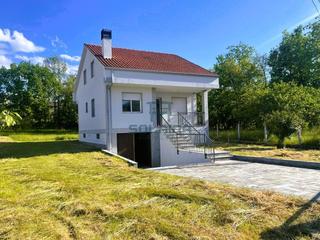 Chalet en San Cibrao das Viñas