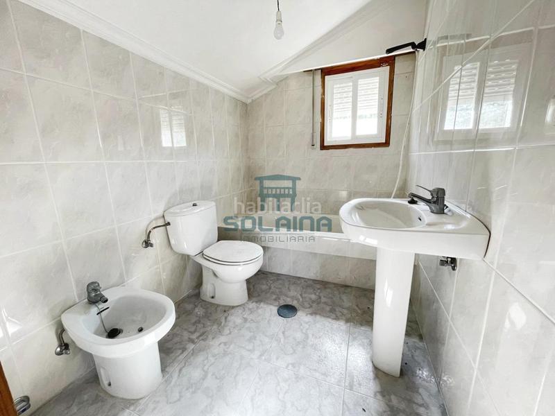 Foto 8689ae4b-5836-49fc-a020-1cad46795181. Chalet con parcheggio in San Cibrao das Viñas