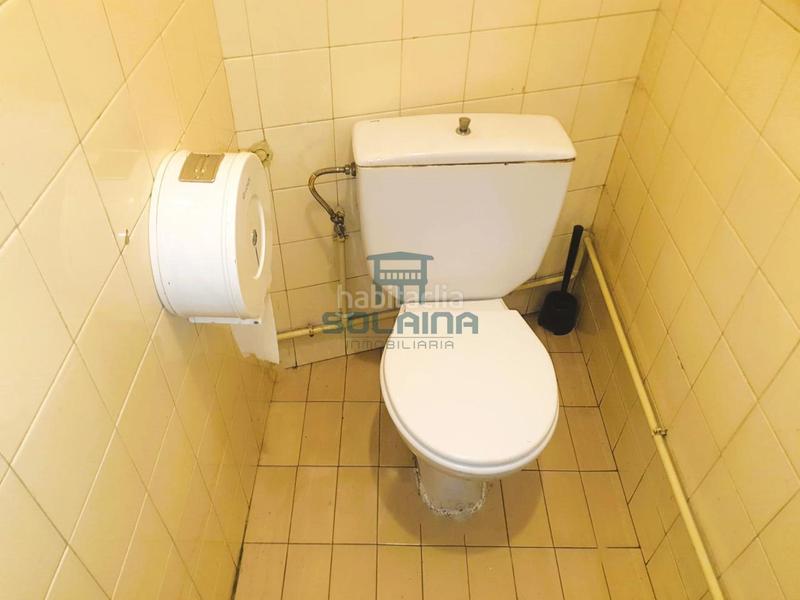 Foto df63ba39-3778-42db-b5a2-89c9f79863c9. Lloguer local comercial a Centro Ourense