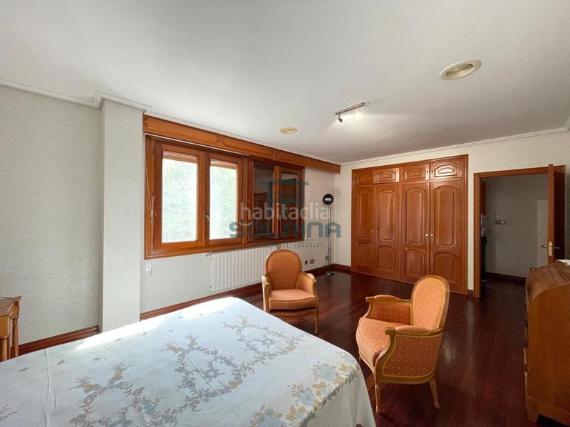 Foto 1298b25b-2522-471d-98be-7e0aee19297f. Chalet with heating pool in Esgos