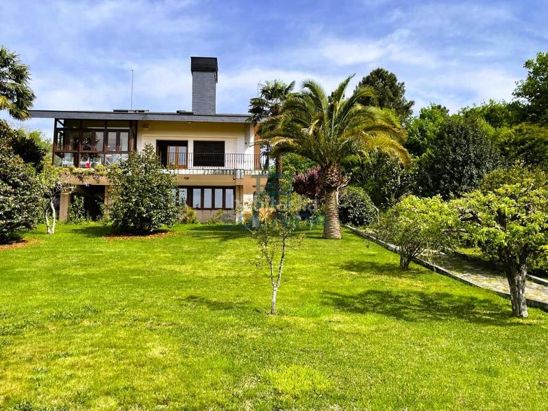 Foto 59ce5cca-6af3-49c8-a9dd-0d1a11a200a3. Chalet with heating pool in Esgos