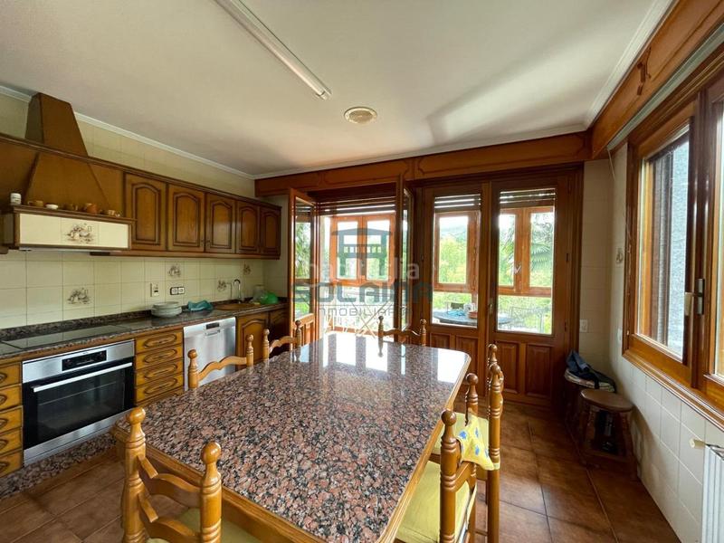 Foto 86f9d6ab-74c2-42d8-b51a-b710e800a3f2. Chalet with heating pool in Esgos