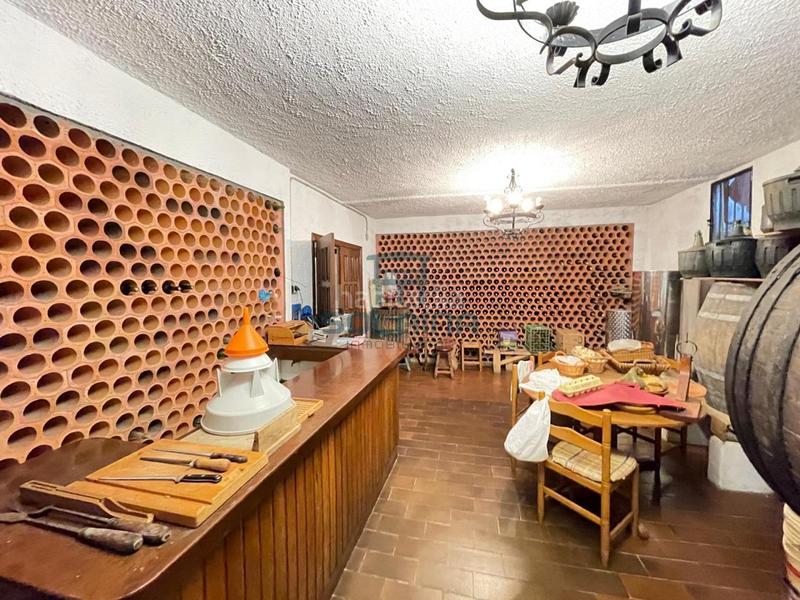 Foto 98a8ad8a-5d47-4e94-ad90-faa6bdf4330d. Chalet with heating pool in Esgos