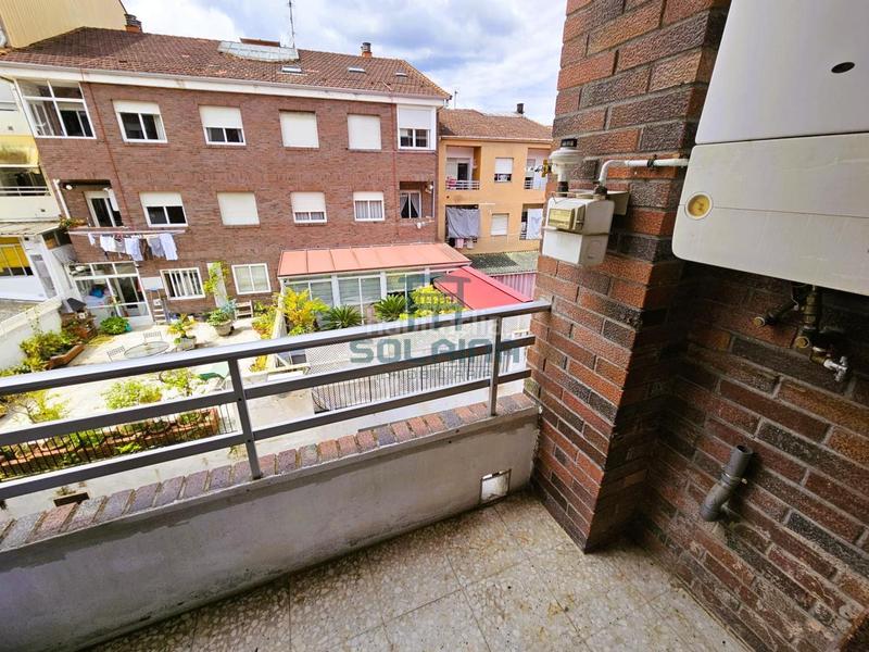 Foto 503338a3-8379-430b-9c56-0749f1c8e558. Flat with heating parking in Universidad Ourense
