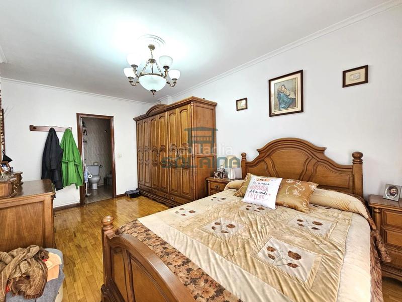 Foto c92d1b33-31f8-45d6-a53b-ec3f228e9579. Flat with heating parking in Universidad Ourense
