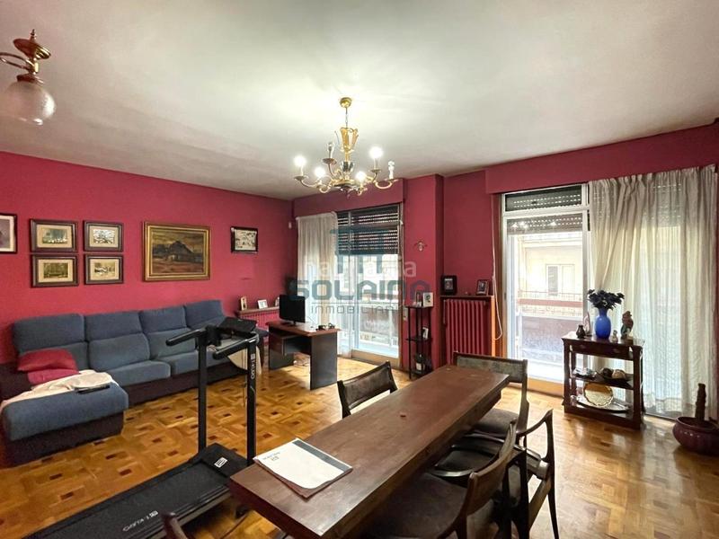 Foto 80e4445b-ee94-4d75-bd2d-5cdf1d99eb8d. Appartamento con riscaldamento parcheggio in Centro Ourense
