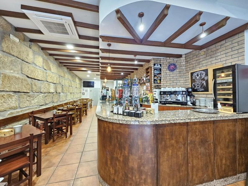 Foto 2668544c-fcd3-4bea-8963-fa9896fa2d3d. Alquiler local comercial en A Ponte Ourense