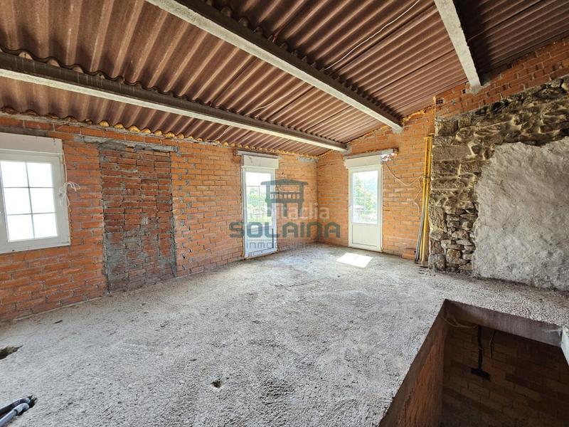 Foto 0af4eb5d-f2a3-4a3d-bfdc-52404f9b6a22. Casa a Peroxa (A)