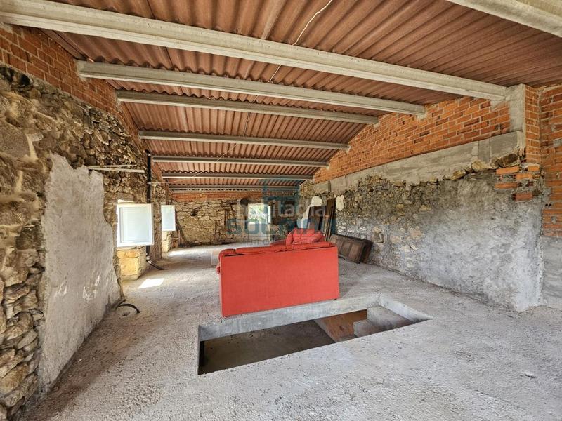 Foto 841d8475-ebe0-48b1-8a7d-316e0832d0b0. Casa a Peroxa (A)