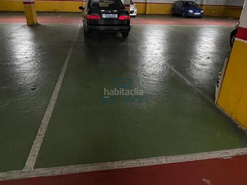 Foto 214616ee-7664-4b75-a77d-d0e35c2c2bcf. Alquiler parking coche en Centro Ourense