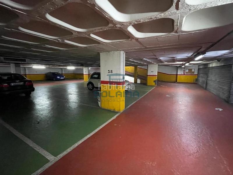 Foto 44fee5d0-1c23-4a9b-8757-1b3a6db1ec04. Alquiler parking coche en Centro Ourense