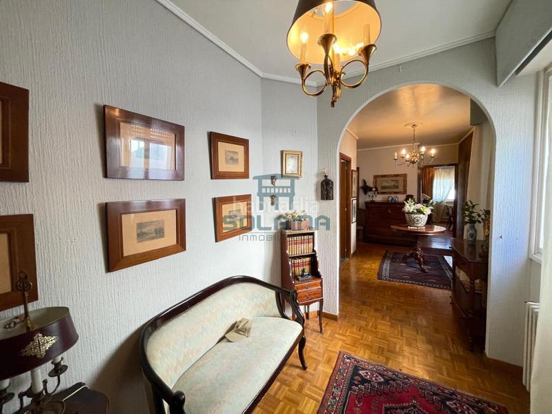 Foto 8a8f5ac3-743a-418c-a5f9-848bc4e35850. Flat with heating in Centro Ourense