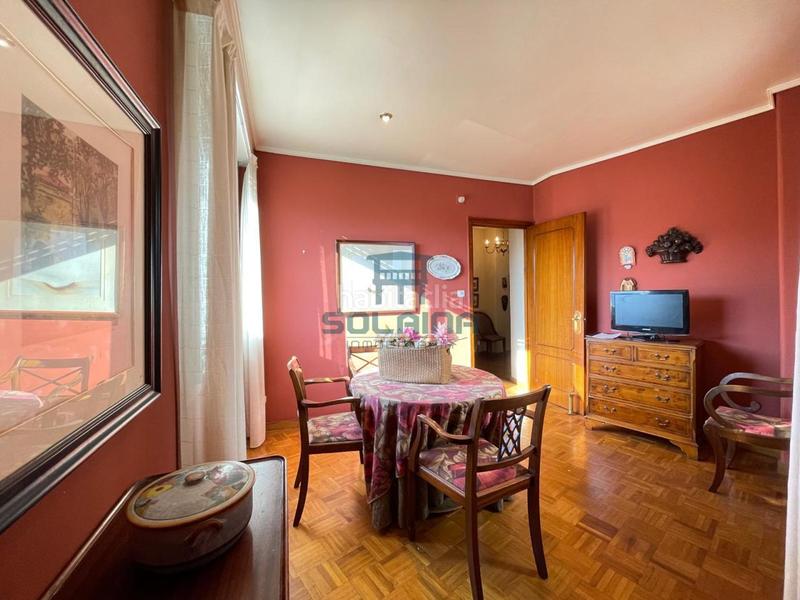Foto b522bfd4-0f10-4c09-8ea1-b3aa14c459e0. Flat with heating in Centro Ourense