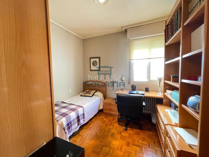 Foto 62368bd6-c934-4875-b9ec-e4c264a3c260. Piso en Centro Ourense