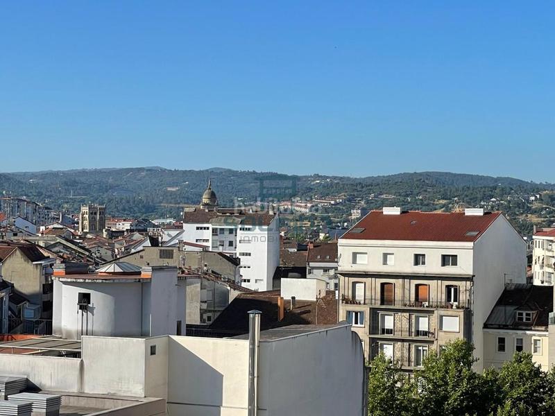 Foto c0fc7627-7bb5-4419-b2df-620094b6ae86. Piso en Centro Ourense