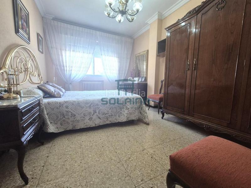 Foto 87606381-7c6e-45e7-b627-4a33a44ec62a. Appartamento con riscaldamento parcheggio in Ventiun Ourense