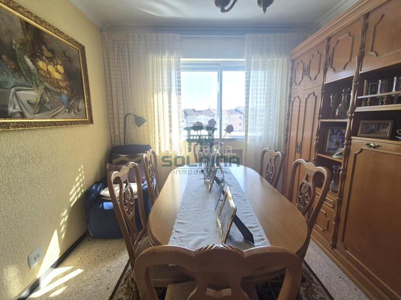 Foto 910fb3cf-2c7a-479f-828c-e7b8c48f97dd. Appartamento con riscaldamento parcheggio in Ventiun Ourense
