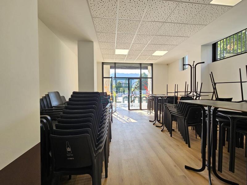 Foto 236cea9d-b7a5-407d-b92a-144991e5a1a3. Alquiler local comercial en As Lagoas Ourense