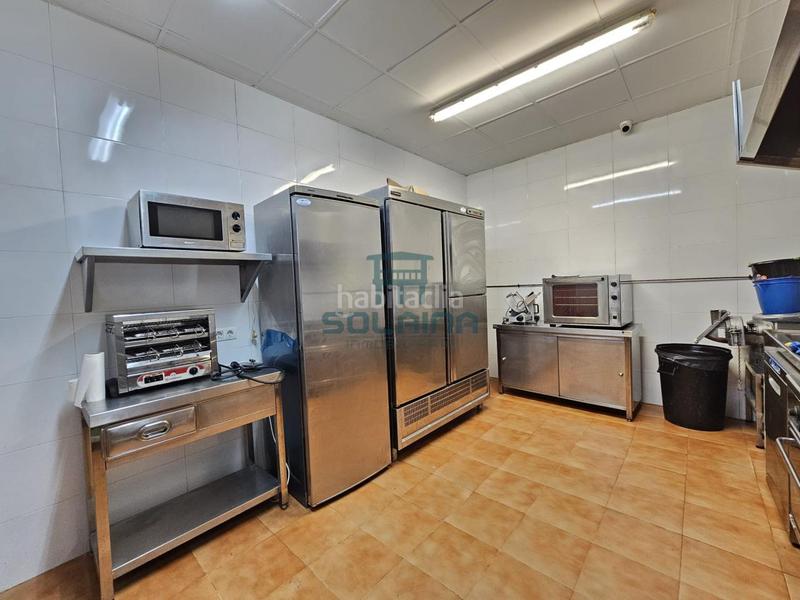 Foto c645f6da-d693-49c0-8d58-82d2732cf019. Alquiler local comercial en As Lagoas Ourense