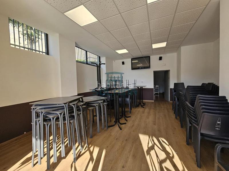 Foto cb43db2a-1a4d-477a-90ad-53204842269f. Alquiler local comercial en As Lagoas Ourense