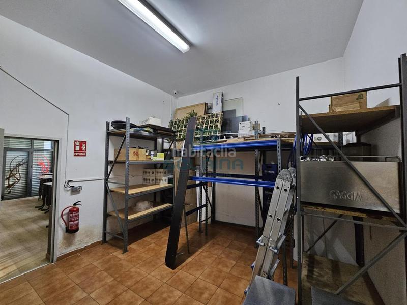 Foto 017ac935-38f2-4329-8d51-dc3b22cc9bf0. Lloguer local comercial a As Lagoas Ourense