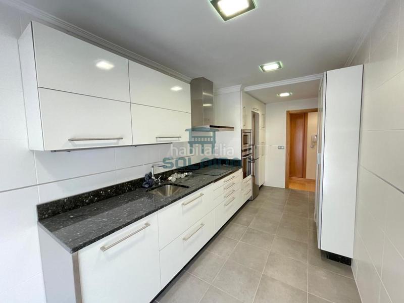 Foto f05d94d2-19f6-4473-886d-9a23f7f78863. Location appartement avec chauffage parking dans A Ponte Ourense