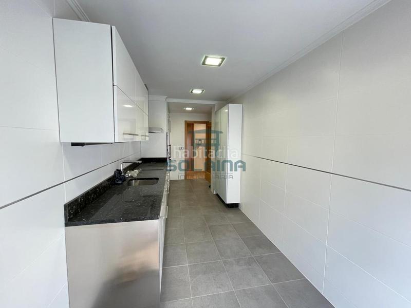 Foto e7eb0058-0cc2-4422-95c5-bab90890659b. Rent flat with heating parking in A Ponte Ourense