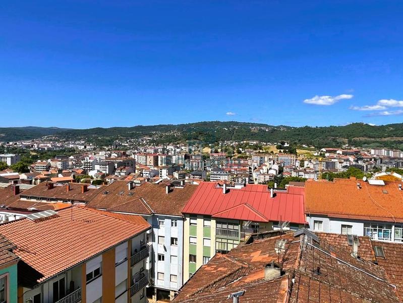 Foto c71c2c49-1970-484a-8297-66ddf60d9d13. Piso en Casco Viejo Ourense