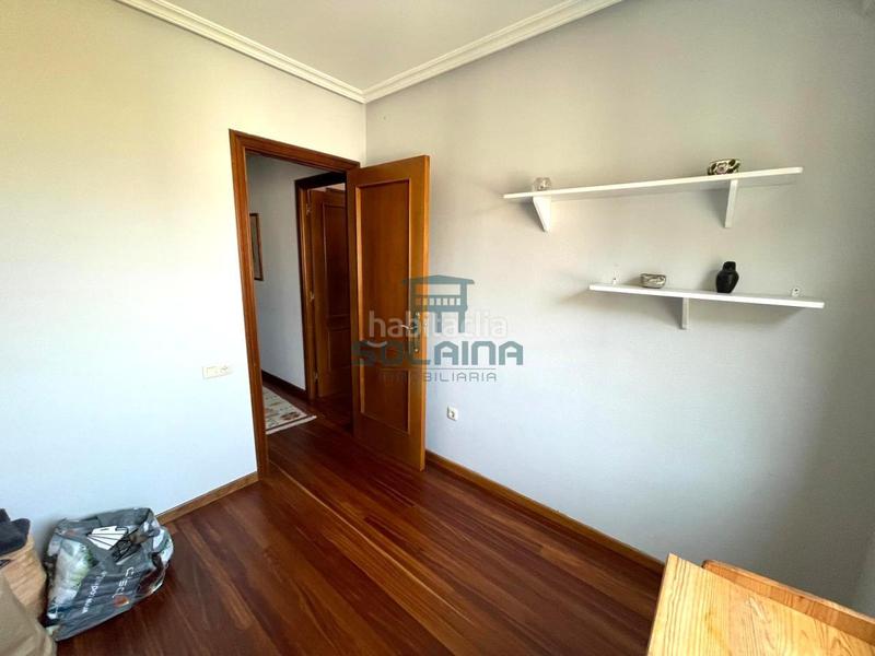 Foto ea75c1f5-568d-464b-9bd2-21d328fdcc0c. Pis amb calefacció aparcament a Couto Ourense