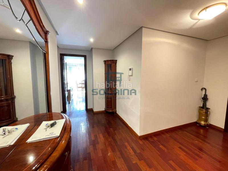 Foto 4f4cf0e7-909f-4aae-9621-67395e204ed0. Rent flat with heating parking in Universidad Ourense