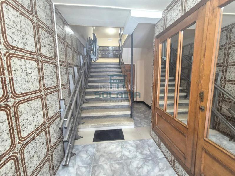 Foto 9b5b75bc-b1a1-4b93-a77e-ea120b4d4ea3. Piso en Couto Ourense