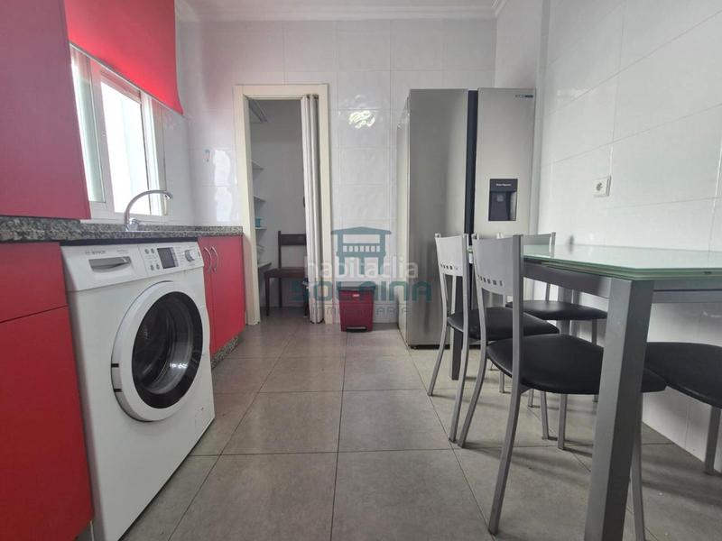 Foto f37fca64-9dbd-4539-bbf7-a3bcf4369216. Piso en Couto Ourense