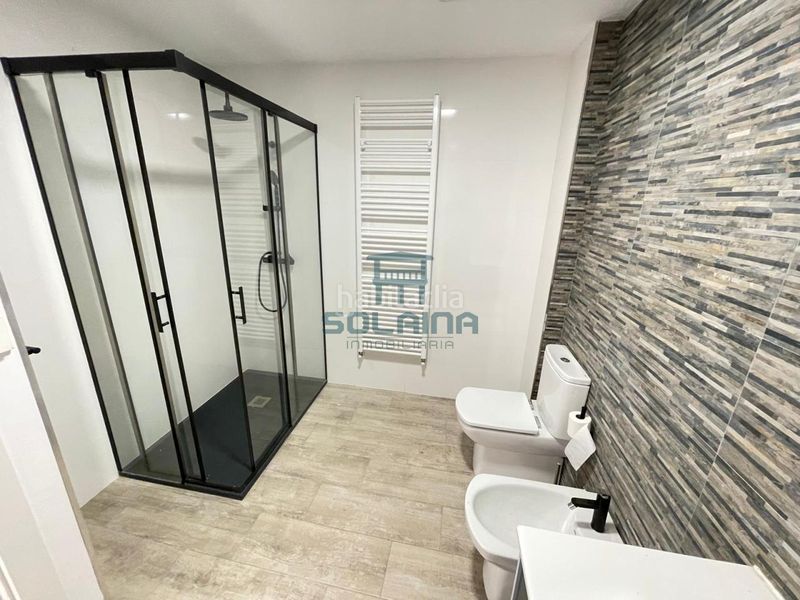 Foto 1b60f18a-f903-43e4-b8e3-ad8966fc9f45. Casa en Merca (A)