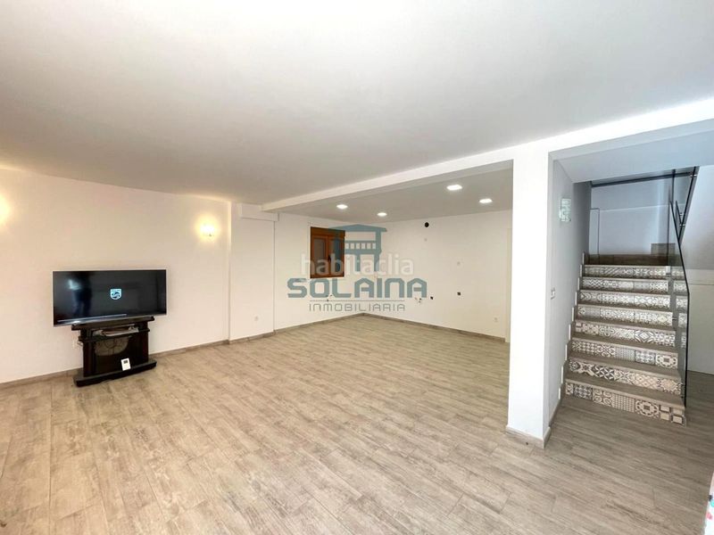 Foto c3ec9e0d-f518-41b4-83a9-e83b46028e8d. Casa en Merca (A)