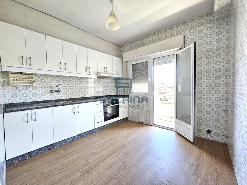 Foto 8d5fcb82-0d6a-4c02-ab37-1ec27b43a44a. Maison avec chauffage parking dans San Francisco Ourense