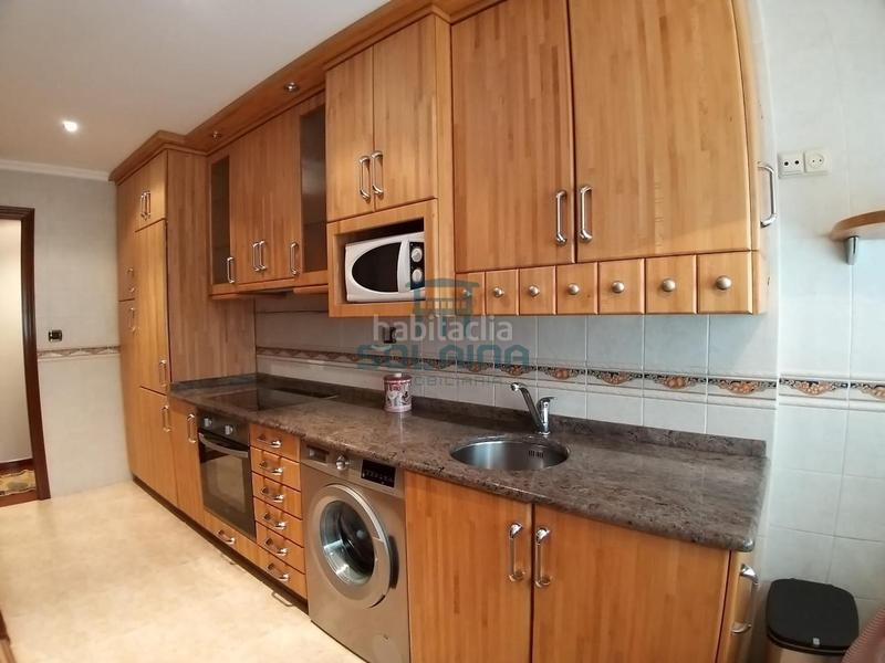 Foto 14cbb2a2-8fb8-48bf-a6e7-9c696c0a993e. Lloguer apartament amb calefacció aparcament a San Rosendo Ourense