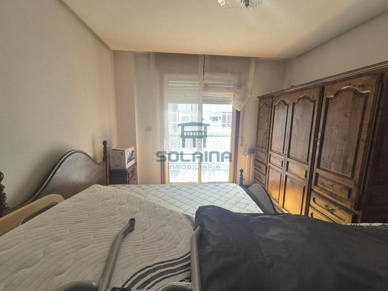 Foto 18016a75-cf6d-4f20-813c-ed2beb1c2619. Flat with heating parking in Universidad Ourense