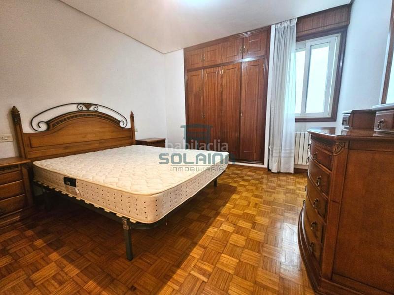 Foto 4d244cce-74cd-4ead-97ef-e8645e8aba96. Flat with heating parking in Universidad Ourense
