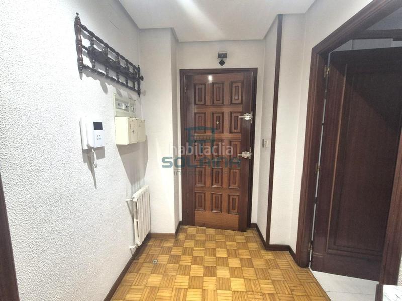 Foto 97d25df1-39cc-4fe9-8b63-611b341a7ce8. Flat with heating parking in Universidad Ourense