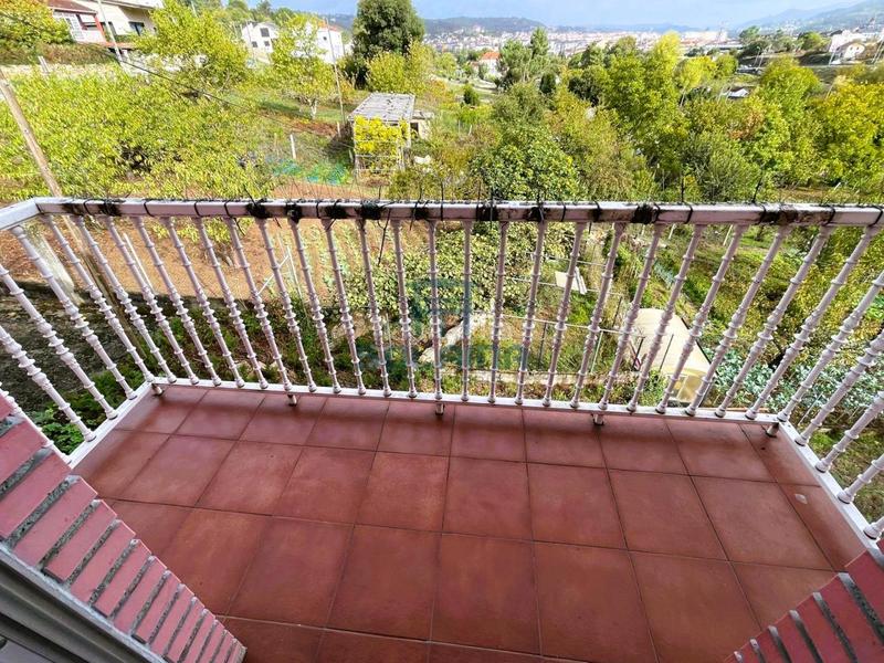 Foto 1cb4027e-9ec7-4453-8989-c1a1603212c2. House with parking in Vistahermosa Ourense