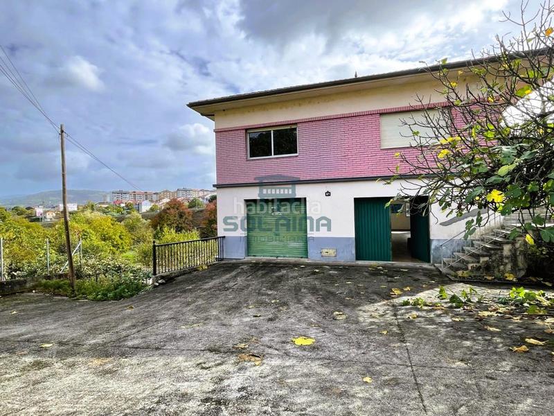 Foto c27b8a9d-3ca7-4f89-b3a1-2ade93604512. House with parking in Vistahermosa Ourense