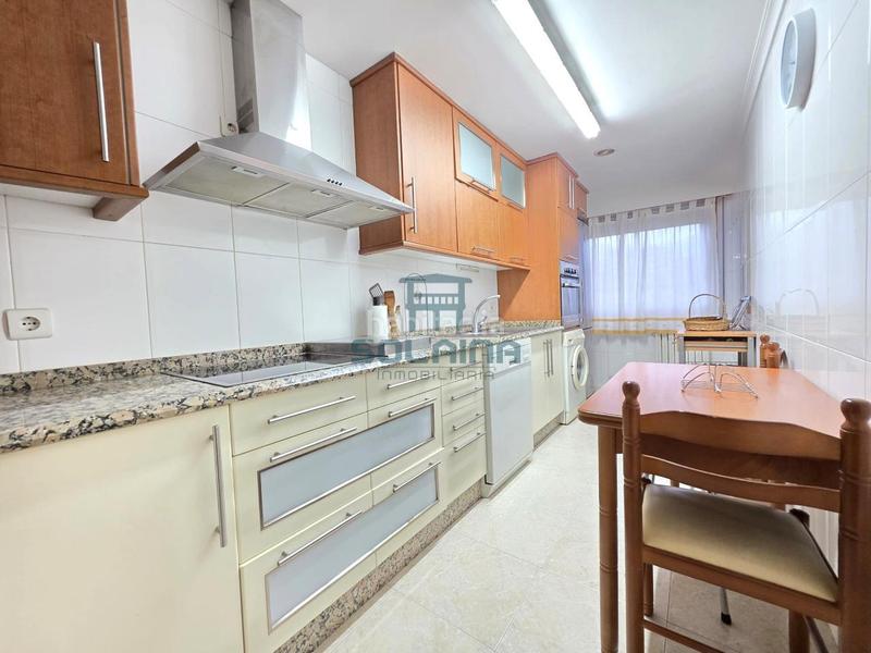 Foto 5ae27483-1fde-413a-9519-ba25e421521d. Rent flat with heating parking in Couto Ourense